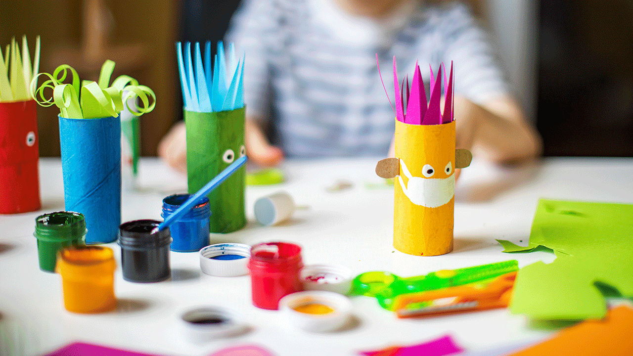 Reciclagem de material escolar: reaproveitando rolos de papel