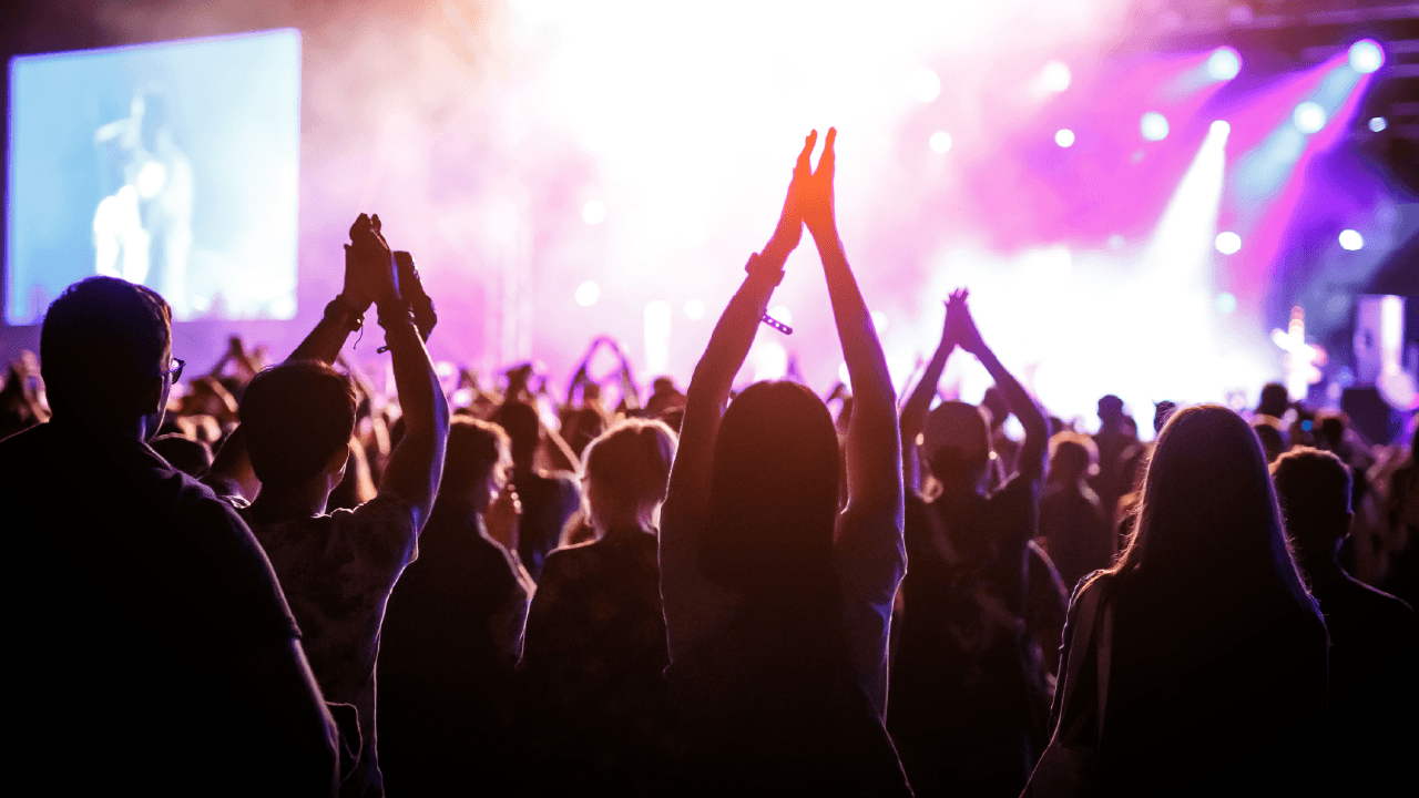 Como economizar na ida a shows e concertos de bandas